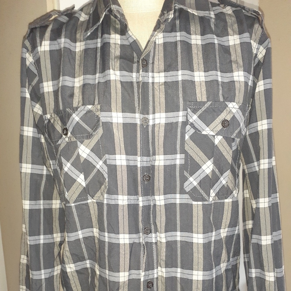 Men's button down - Picture 2 of 9